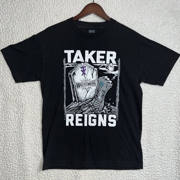 WWE Wrestlemania 33 Undertaker vs. Roman Reigns Black T-Shirt Medium - Picture 1 of 7